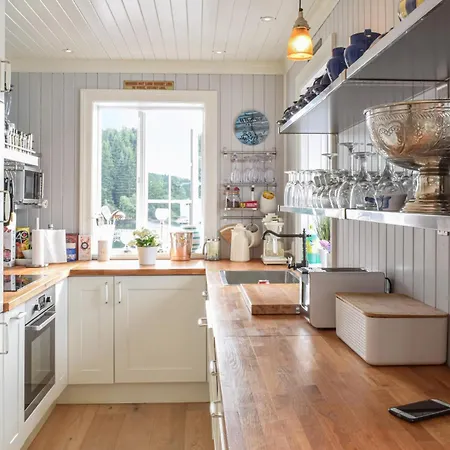 Ferienhaus Gorgeous In Os With Kitchen Haljem